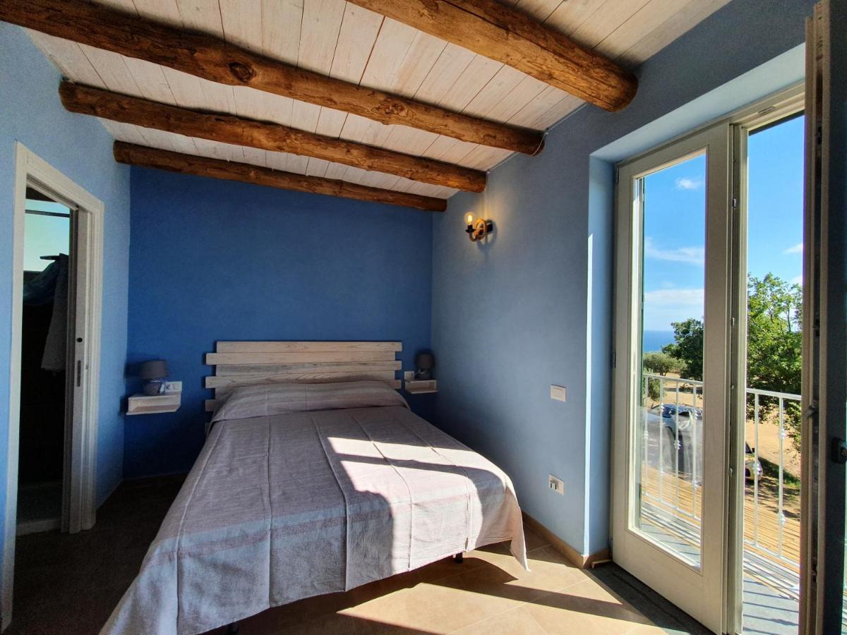 Agriturismo Le Terre Di Venere Acciaroli Bagian luar foto